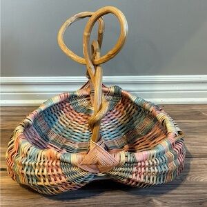 Large Farmhouse Twisted Willow Buttocks Gathering Basket